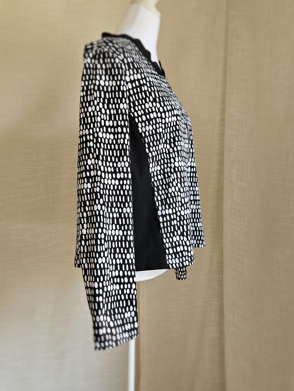 ZOE Womens Size L Black White Polka Dot Full Zip Bomber Jacket stretch - Picture 3 of 16